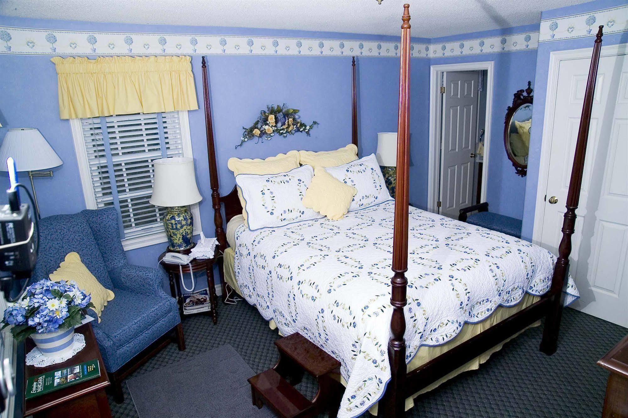 Weatherpine Inn Niagara-on-the-Lake Exterior foto
